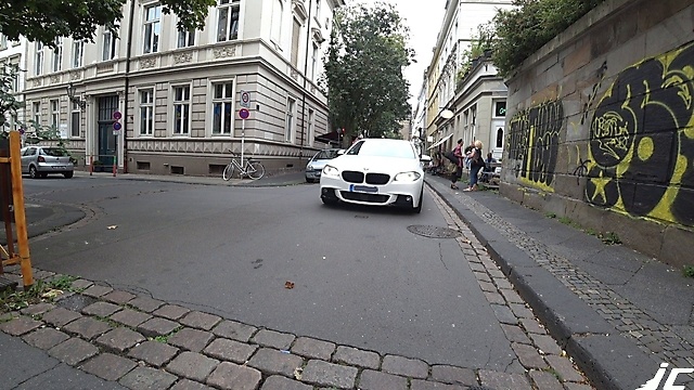 D5 Luise_will trotzdem rein_ed